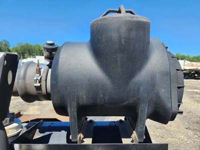 Volvo FE Left Air Cleaner / Air Filter Housing