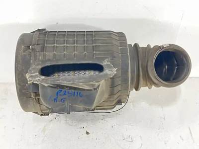 Volvo VNL Right Air Cleaner / Air Filter Housing