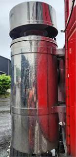 Western Star 4900 Left Air Cleaner / Air Filter Housing