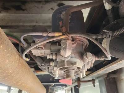 Chevrolet 6500XD Air Dryer