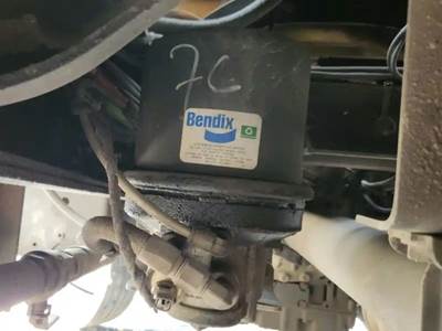 Ford F-750 Air Dryer for a 2007 Ford F750