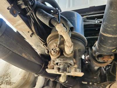 Ford F-750 Air Dryer