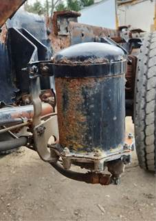 Ford F-800 Air Dryer for a 1995 Ford F800