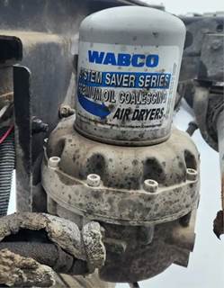 Freightliner 114SD Air Dryer
