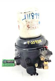 Freightliner Cascadia 113 Air Dryer