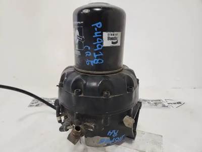 Freightliner Cascadia 113 Air Dryer