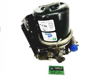 Freightliner Cascadia 125 Air Dryer