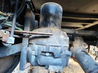 Freightliner Cascadia 125 Air Dryer