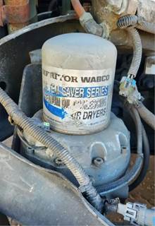 Freightliner Cascadia 125 Air Dryer
