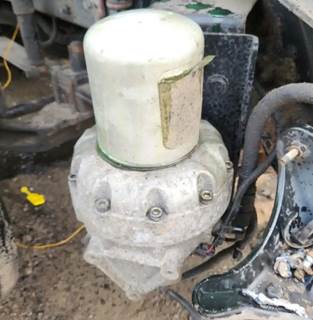 Freightliner Cascadia 125 Air Dryer