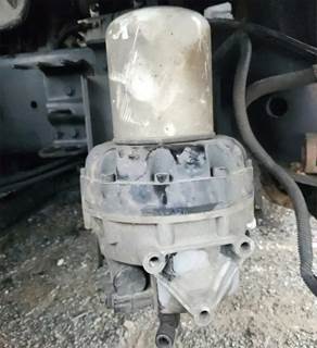 Freightliner Cascadia 125 Air Dryer