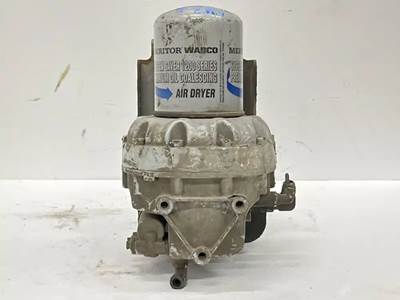 Freightliner Cascadia 125 Air Dryer