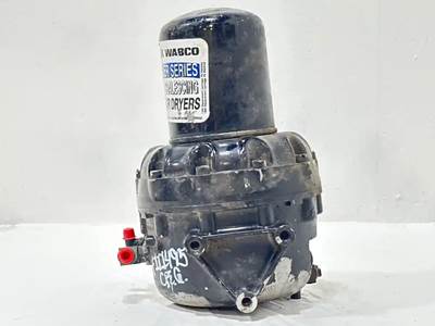 Freightliner Cascadia 125 Air Dryer