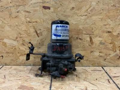 Freightliner Cascadia 126 Air Dryer