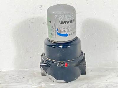 Freightliner Cascadia 126 Air Dryer