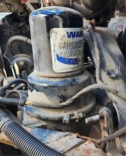Freightliner Cascadia 126 Air Dryer