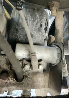 Freightliner Columbia 120 Air Dryer