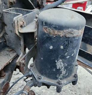 Freightliner Columbia 120 Air Dryer