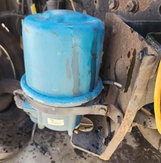 Freightliner Columbia 120 Air Dryer