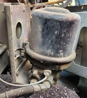 Freightliner Columbia 120 Air Dryer