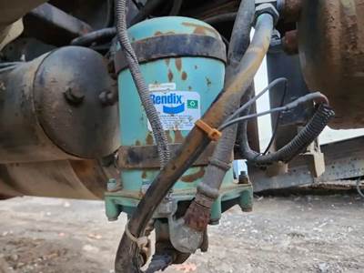 Freightliner FLC Air Dryer