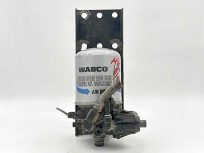 Freightliner FLD120SD Air Dryer