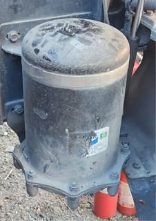 Freightliner M2 106 Air Dryer