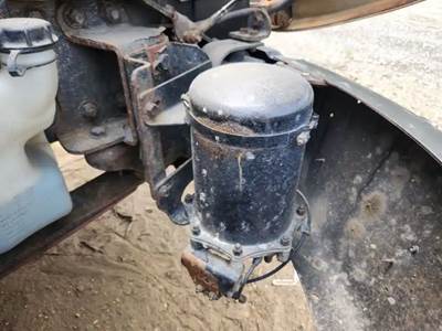 Freightliner M2 106 Air Dryer