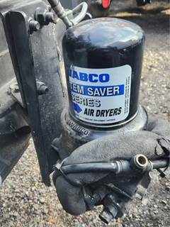 Freightliner M2 106 Air Dryer