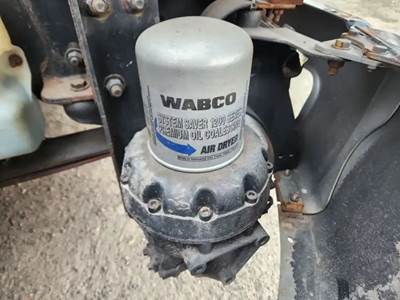 Freightliner M2 106 Air Dryer