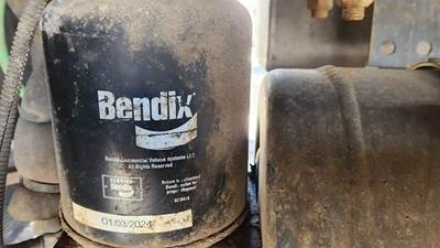 Freightliner M2 106 Air Dryer