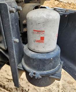 Freightliner M2 106 Air Dryer