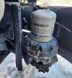 Freightliner M2 106 Air Dryer