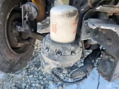 Freightliner M2 106 Air Dryer