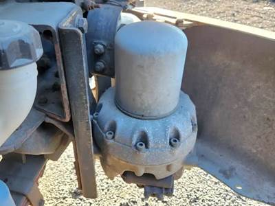 Freightliner M2 106 Air Dryer