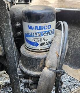 Freightliner M2 106 Air Dryer
