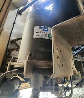 Freightliner M2 106 Air Dryer