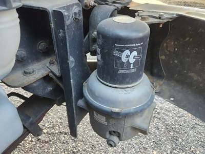 Freightliner M2 106 Air Dryer