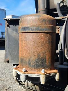 GMC T7500 Air Dryer