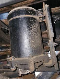 International 2574 Air Dryer