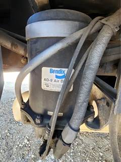 International 4900 Air Dryer
