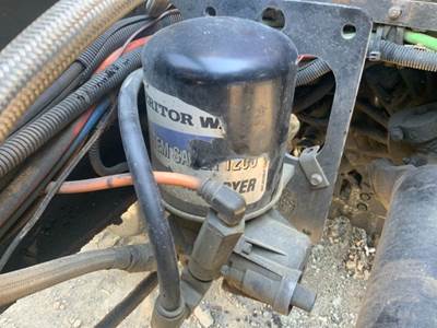 International 7700 Air Dryer