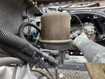 International 8600 Air Dryer