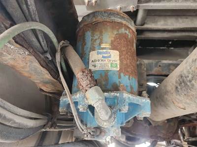 International 9400i Air Dryer