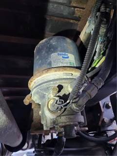 International DuraStar 4300 Air Dryer