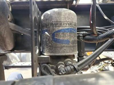 International DuraStar 4400 Air Dryer