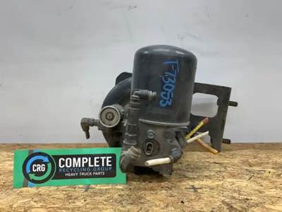 International LT625 Air Dryer