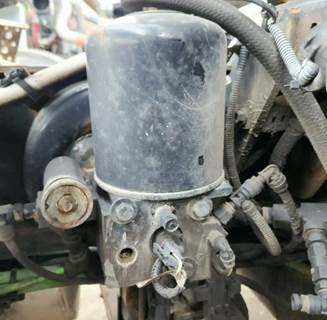 International LT625 Air Dryer