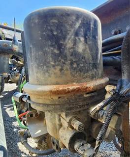 International MV607 Air Dryer