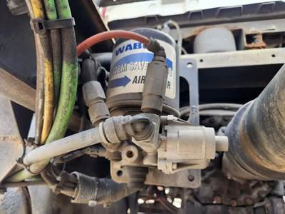 International TranStar 8600 Air Dryer